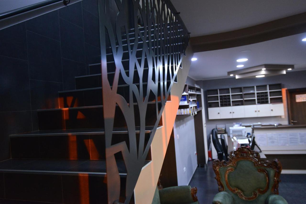 Garni Hotel Kaca Kragujevac Exterior photo