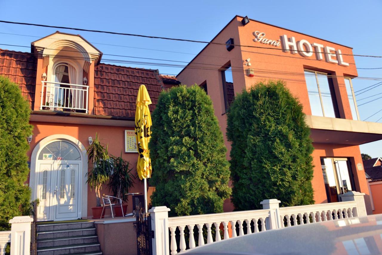 Garni Hotel Kaca Kragujevac Exterior photo