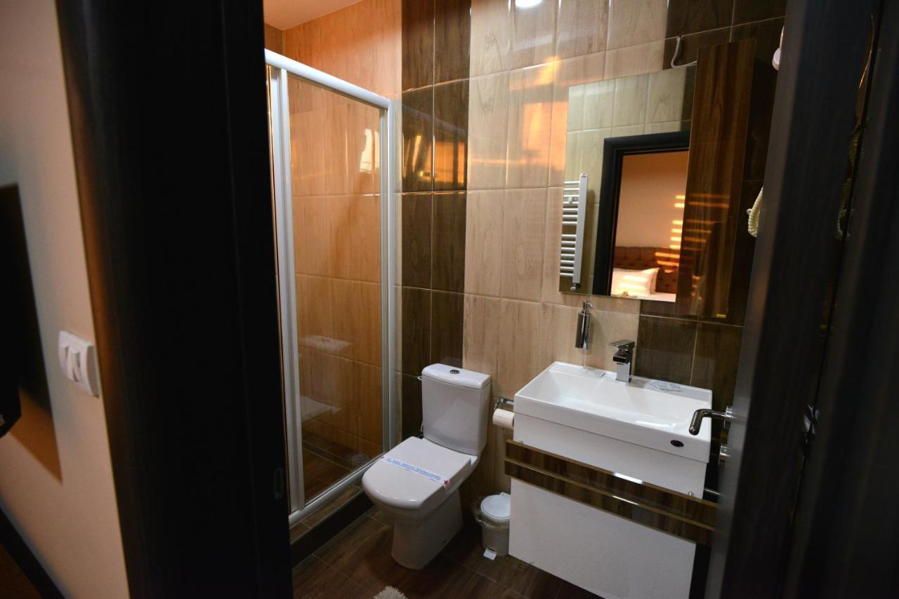 Garni Hotel Kaca Kragujevac Exterior photo